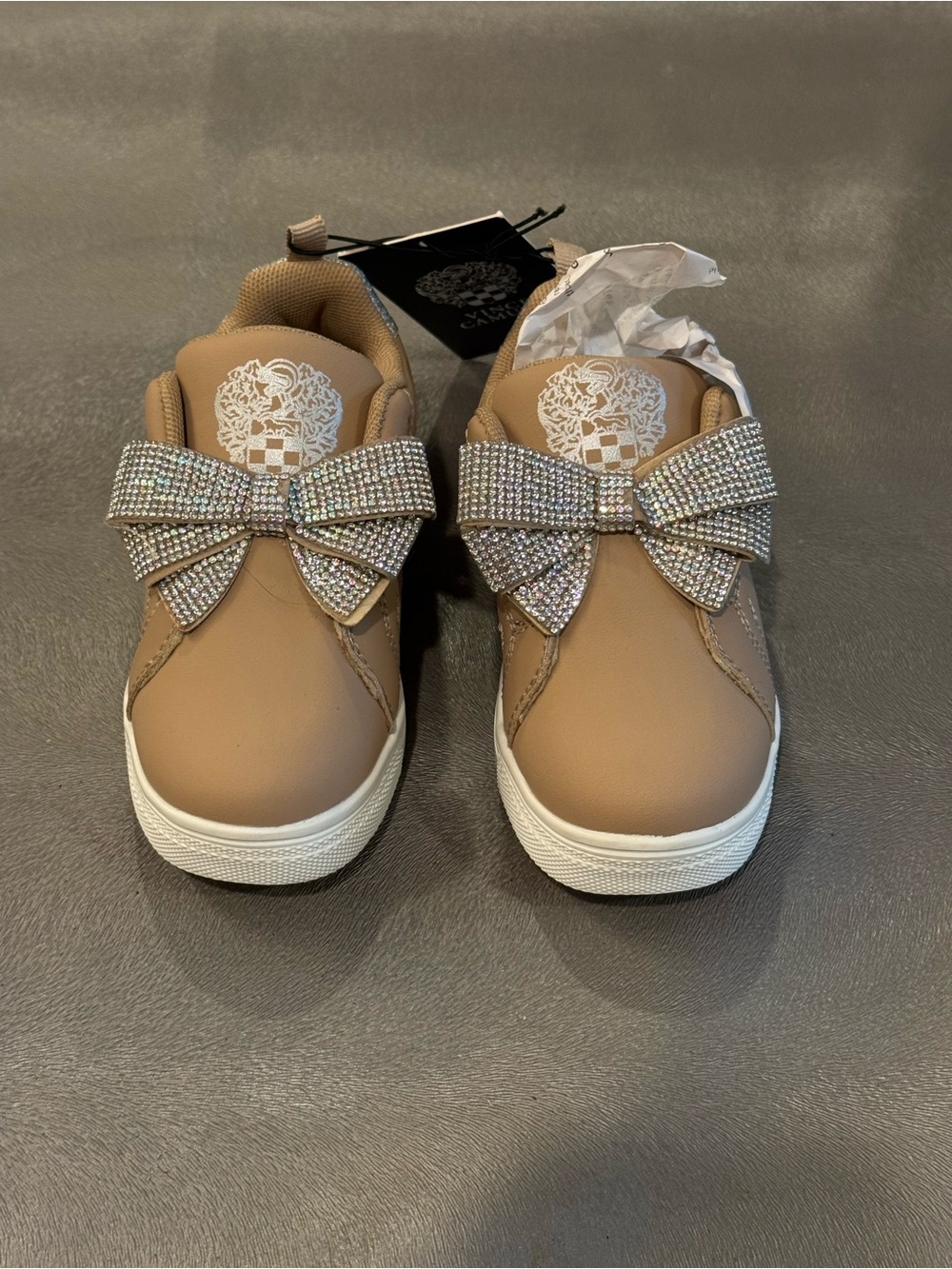 Vince Camuto Kids Brown Slip-On Sneakers with Crystal Bow. Size 8